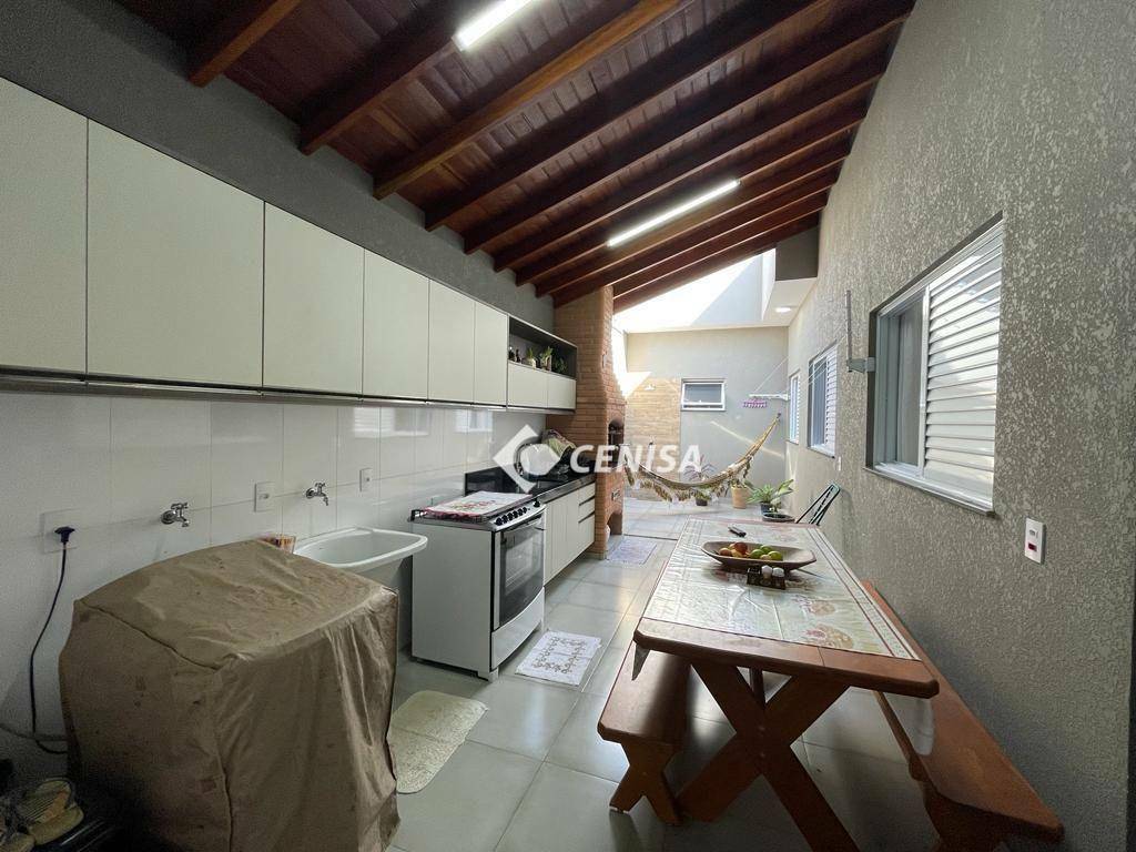 Casa à venda com 3 quartos, 140m² - Foto 24