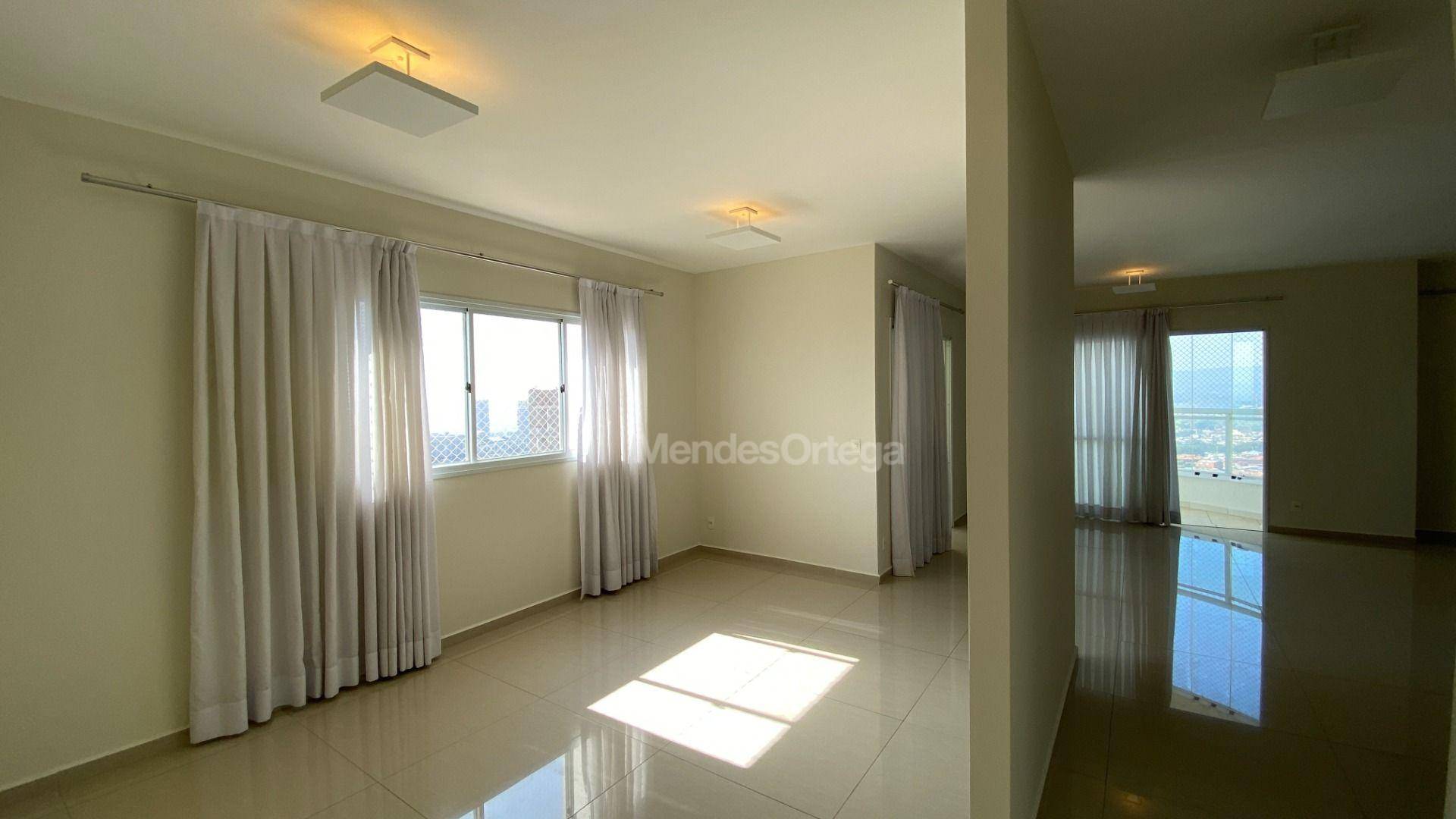 Apartamento à venda com 3 quartos, 236m² - Foto 3