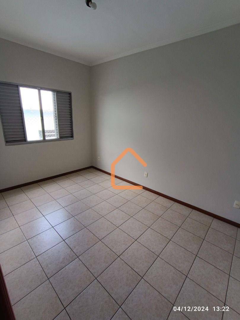 Apartamento à venda com 3 quartos, 150m² - Foto 22