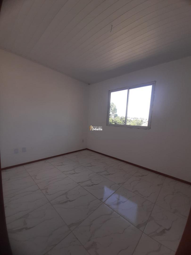 Casa à venda com 2 quartos, 51m² - Foto 5