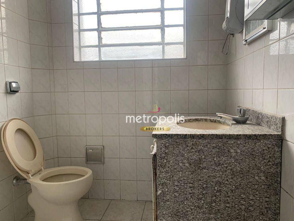 Apartamento para alugar com 1 quarto, 70m² - Foto 11