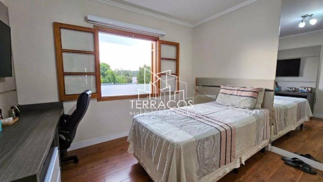 Casa à venda com 3 quartos, 400m² - Foto 38