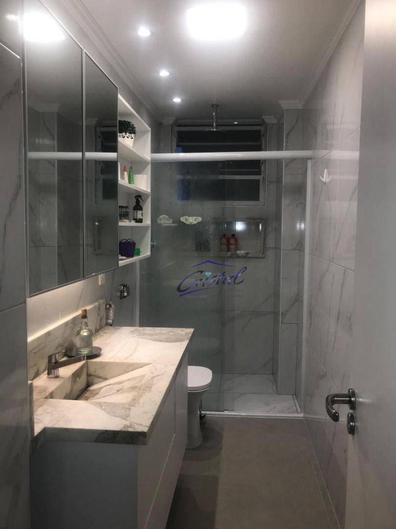 Apartamento à venda com 3 quartos, 137m² - Foto 13