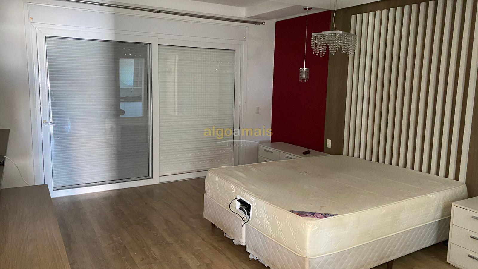 Casa de Condomínio à venda com 4 quartos, 359m² - Foto 12