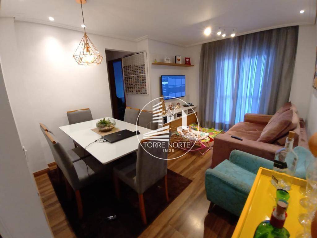 Apartamento à venda com 2 quartos, 57m² - Foto 1