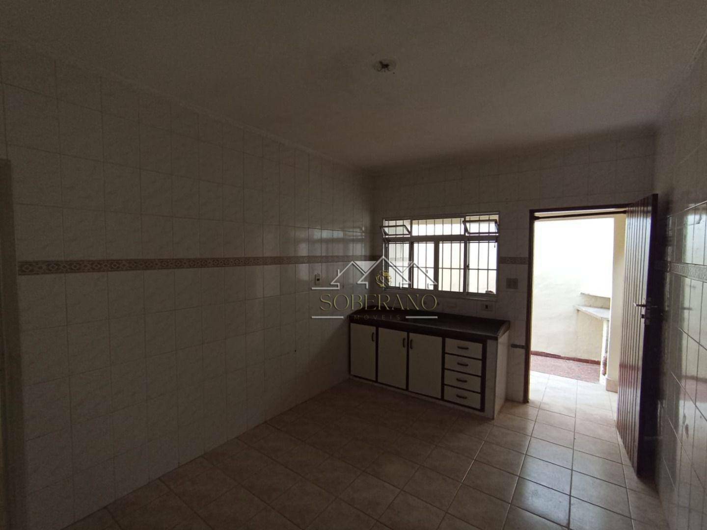 Sobrado à venda com 2 quartos, 150m² - Foto 9