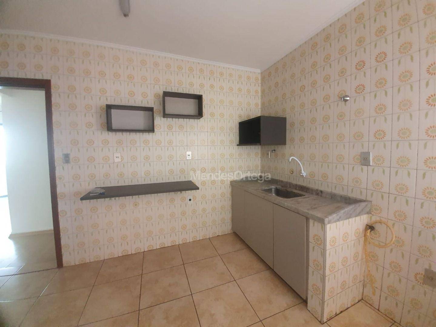 Apartamento para alugar com 3 quartos, 130m² - Foto 12