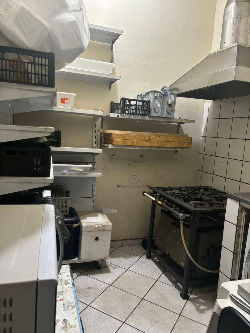 Sobrado à venda com 3 quartos, 300m² - Foto 23