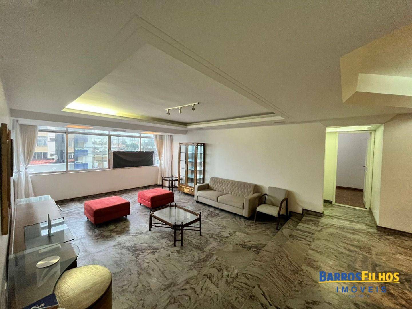 Apartamento para alugar com 4 quartos, 150m² - Foto 16