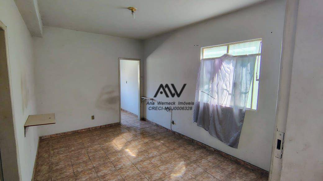 Casa à venda com 2 quartos, 90m² - Foto 5