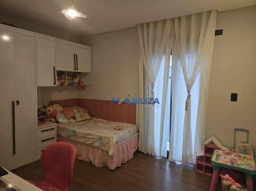 Casa à venda com 3 quartos, 250m² - Foto 5