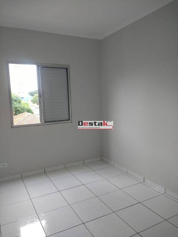 Apartamento à venda com 2 quartos, 67m² - Foto 11