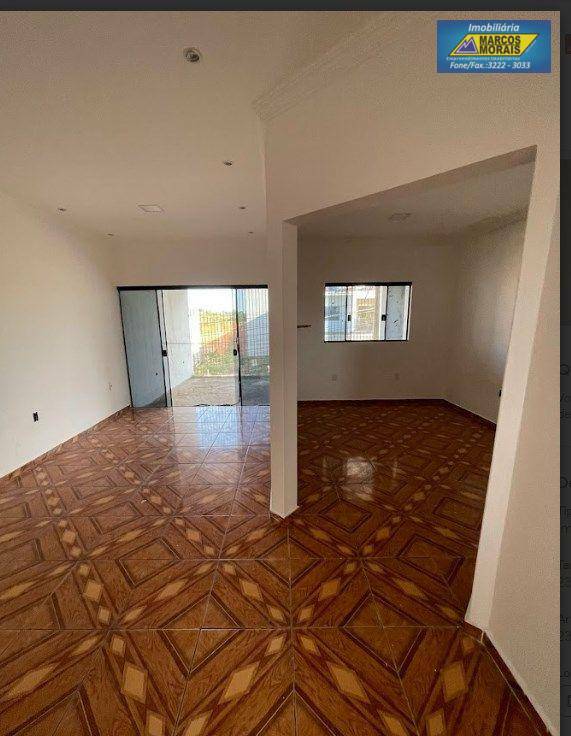 Casa à venda com 4 quartos, 250m² - Foto 4