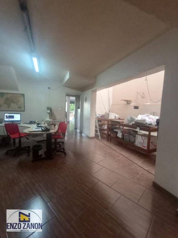 Sobrado à venda com 4 quartos, 195m² - Foto 4