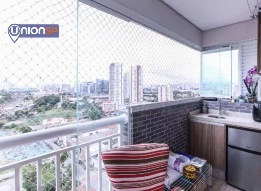 Apartamento à venda com 2 quartos, 62m² - Foto 4