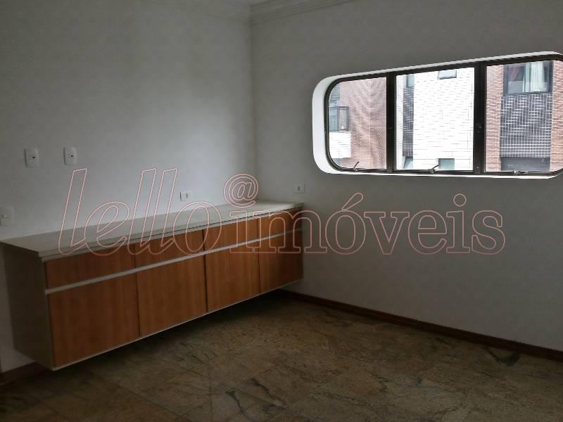 Apartamento para alugar com 3 quartos, 279m² - Foto 13