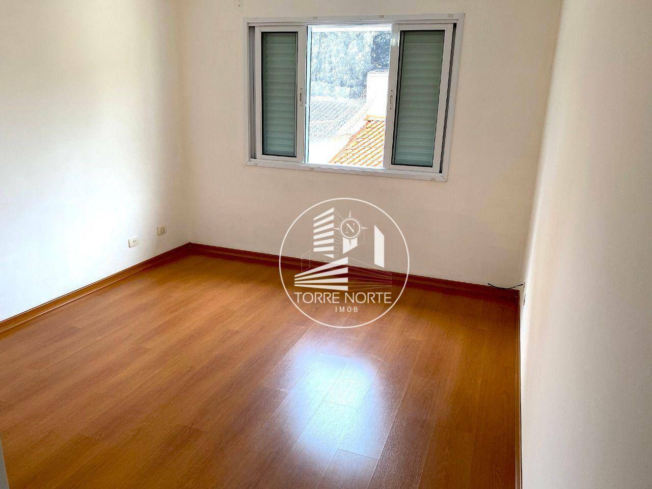 Casa à venda com 4 quartos, 270m² - Foto 15