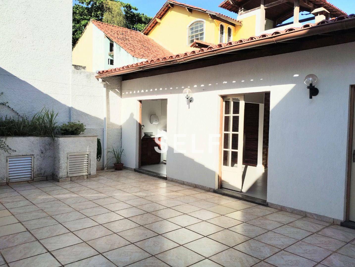 Casa à venda com 4 quartos, 160m² - Foto 9