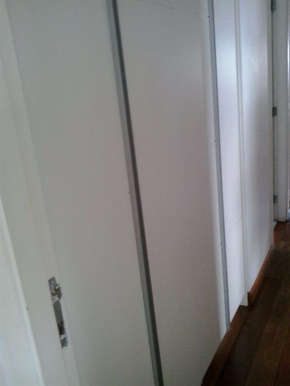 Apartamento à venda com 3 quartos, 134m² - Foto 22