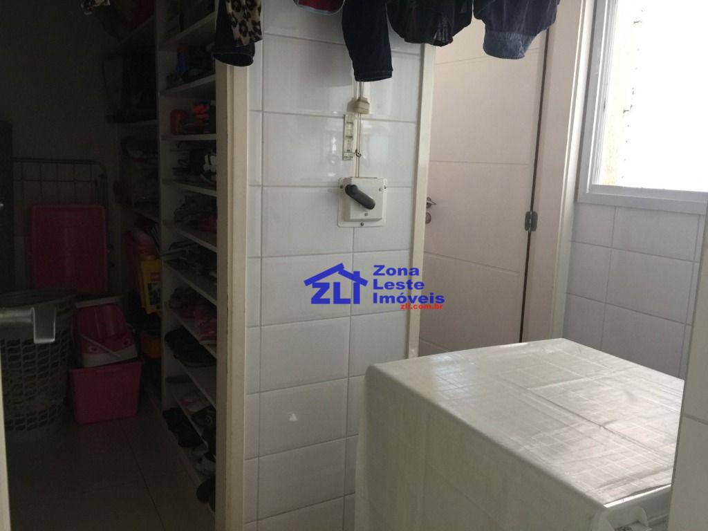 Apartamento à venda com 3 quartos, 93m² - Foto 2