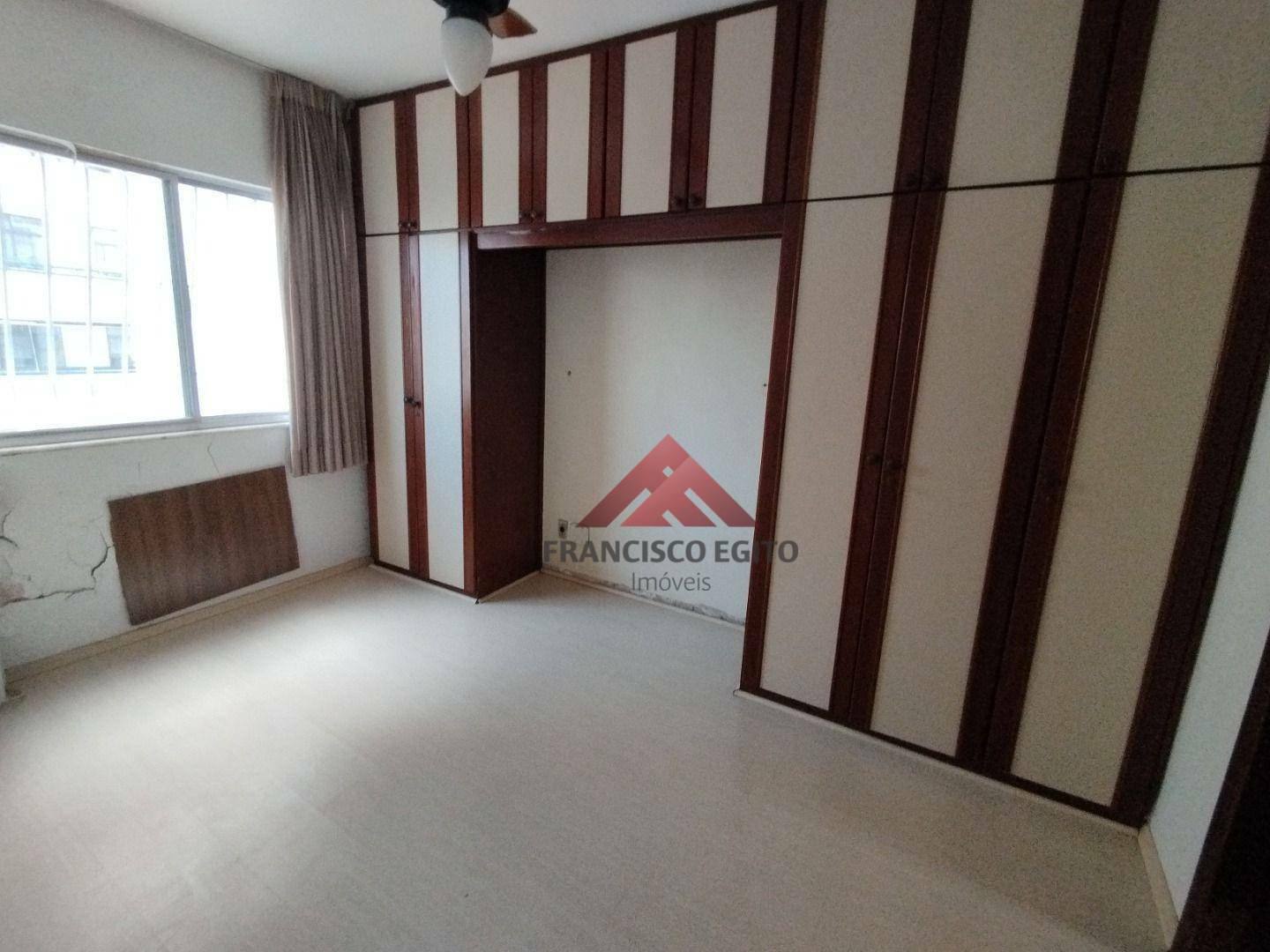 Apartamento à venda com 2 quartos, 70m² - Foto 9