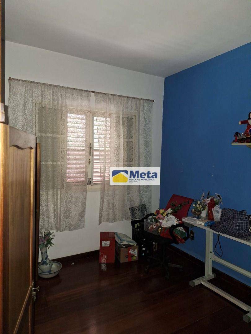 Casa de Condomínio à venda com 4 quartos, 325m² - Foto 11