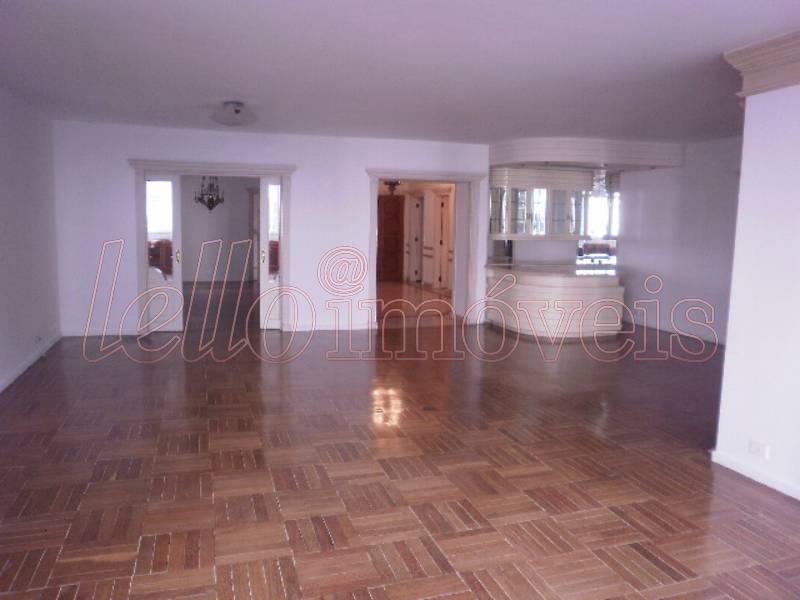 Apartamento para alugar com 4 quartos, 382m² - Foto 7