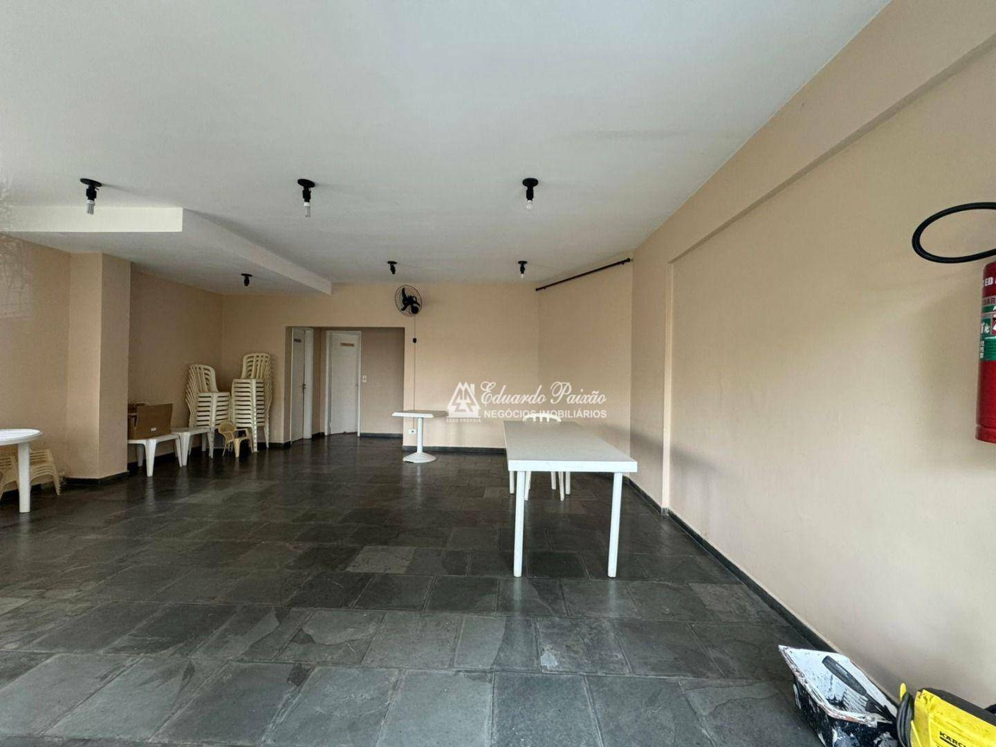 Apartamento à venda e aluguel com 2 quartos, 62m² - Foto 32