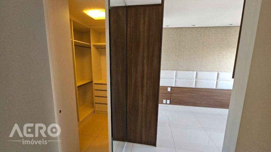 Apartamento para alugar com 3 quartos, 180m² - Foto 29