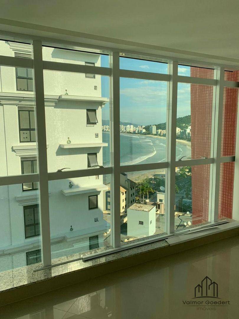 Apartamento à venda com 6 quartos, 368m² - Foto 1