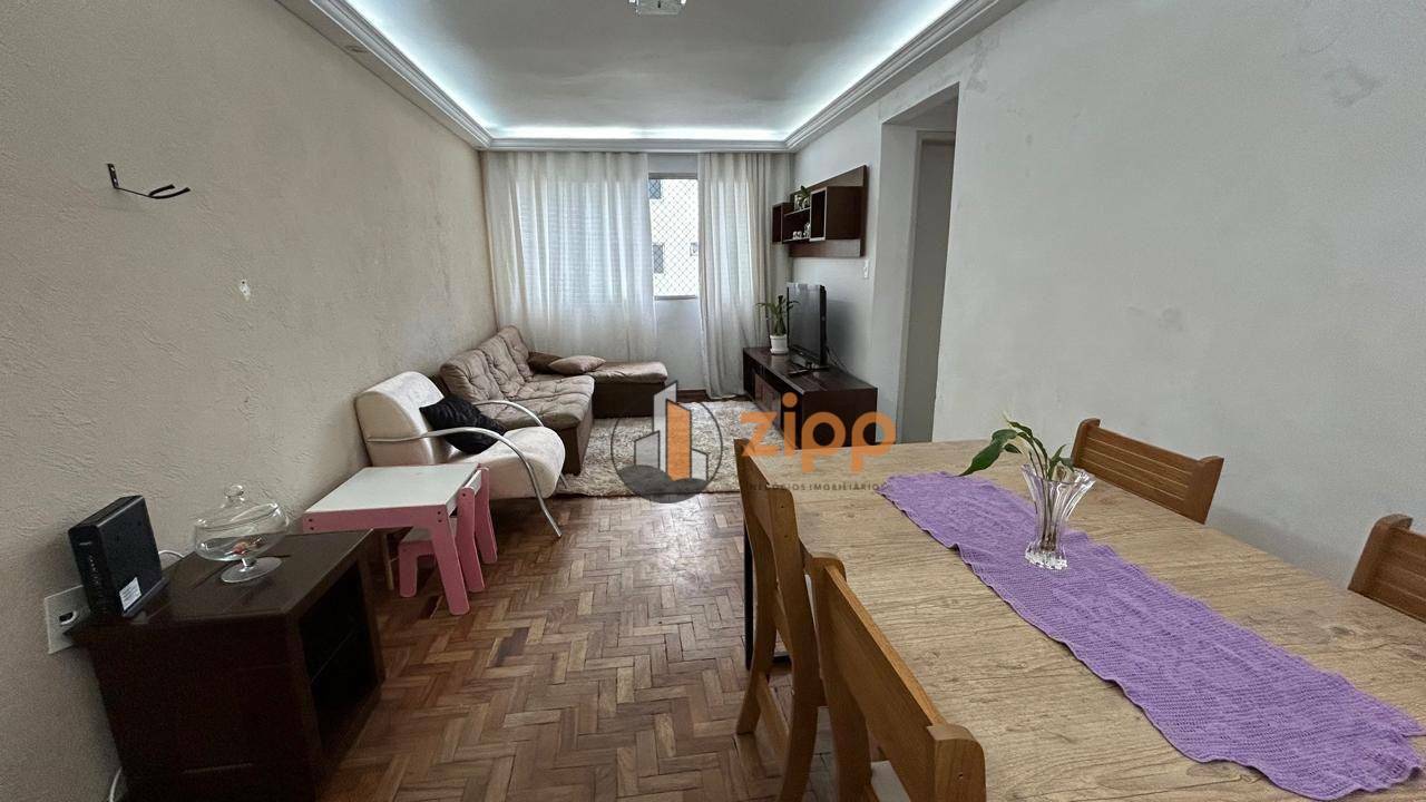 Apartamento à venda com 2 quartos, 70m² - Foto 4