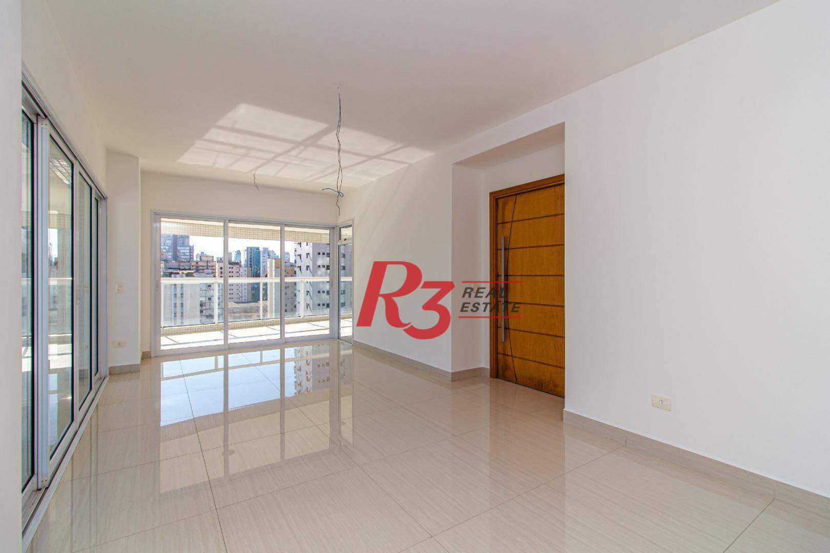 Apartamento à venda com 4 quartos, 254m² - Foto 2