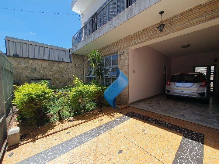 Casa à venda com 3 quartos, 152m² - Foto 2