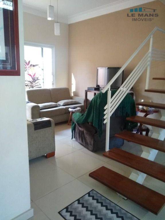 Casa à venda com 3 quartos, 170m² - Foto 4