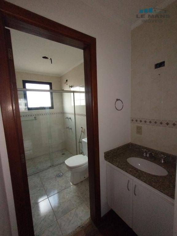 Apartamento à venda com 3 quartos, 115m² - Foto 19