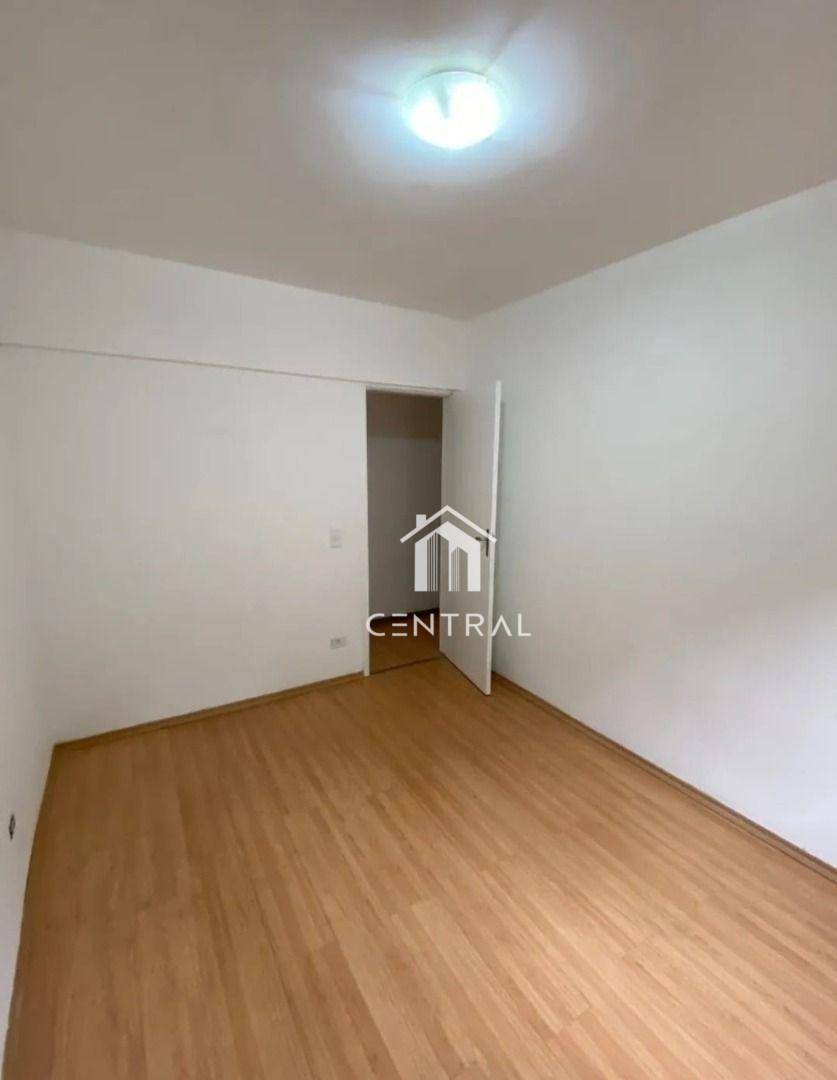 Apartamento à venda com 2 quartos, 72m² - Foto 3