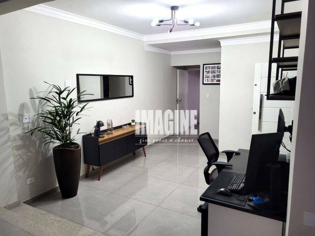 Sobrado à venda com 2 quartos, 191m² - Foto 3