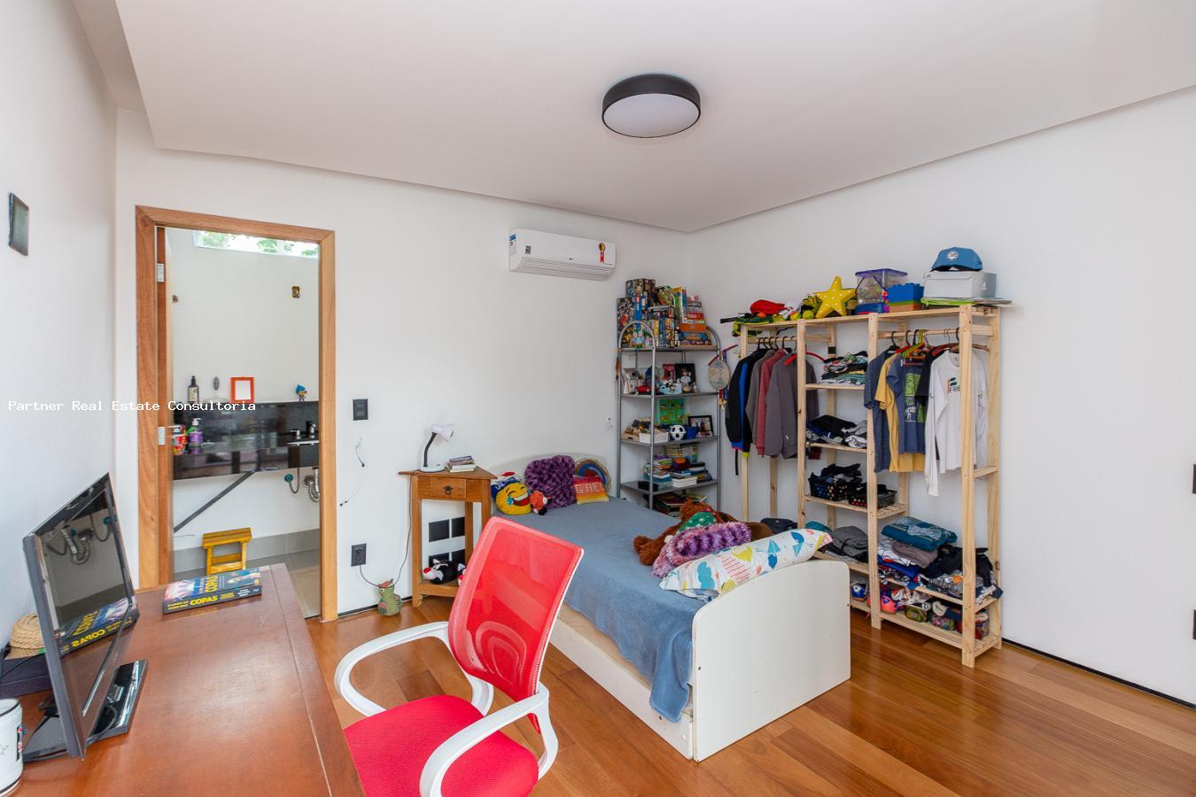 Casa à venda com 4 quartos, 500m² - Foto 18