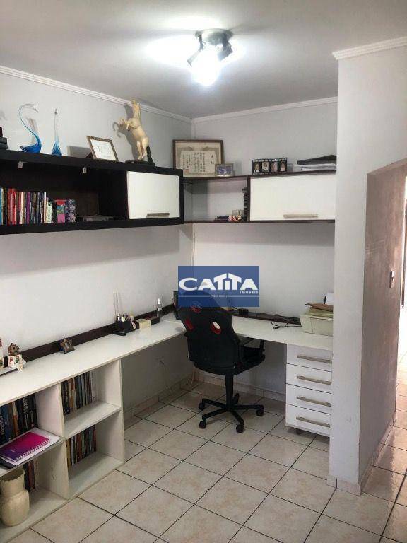 Sobrado à venda com 3 quartos, 244m² - Foto 12