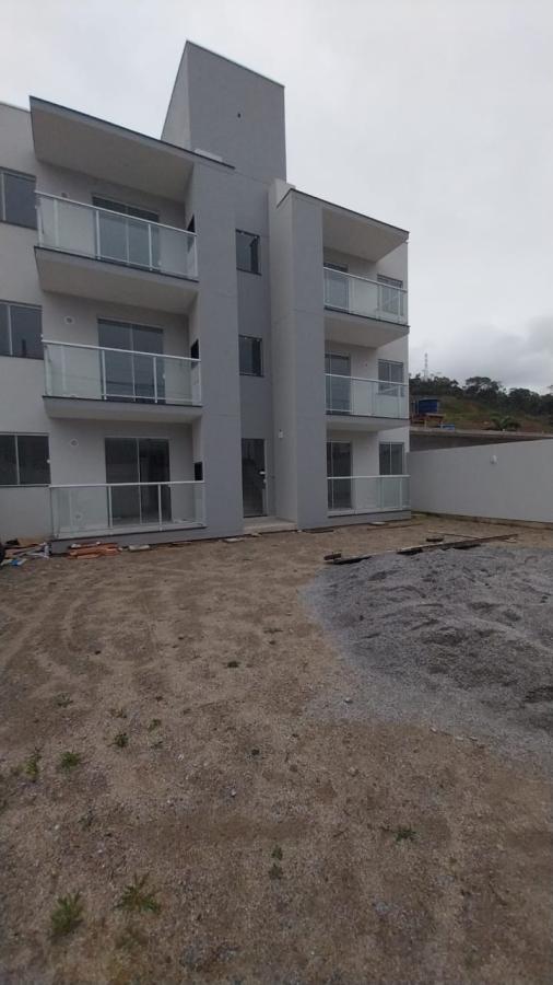 Apartamento à venda com 2 quartos, 71m² - Foto 2