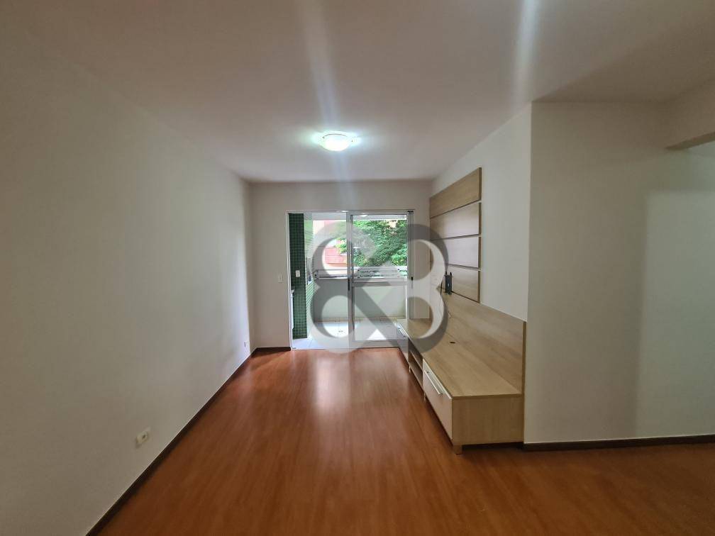 Apartamento à venda e aluguel com 3 quartos, 76m² - Foto 1