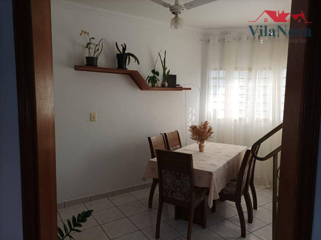 Casa à venda com 3 quartos, 170m² - Foto 9