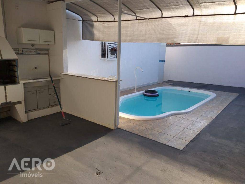 Casa à venda com 3 quartos, 171m² - Foto 17