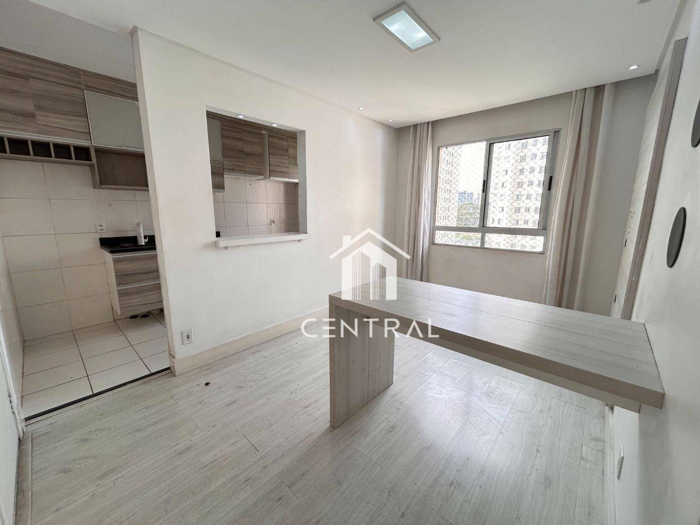 Apartamento à venda com 2 quartos, 45m² - Foto 1