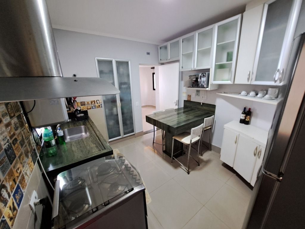 Apartamento à venda com 3 quartos, 290m² - Foto 22