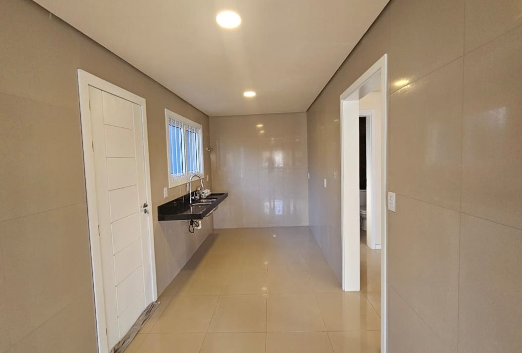 Casa à venda com 4 quartos, 159m² - Foto 10