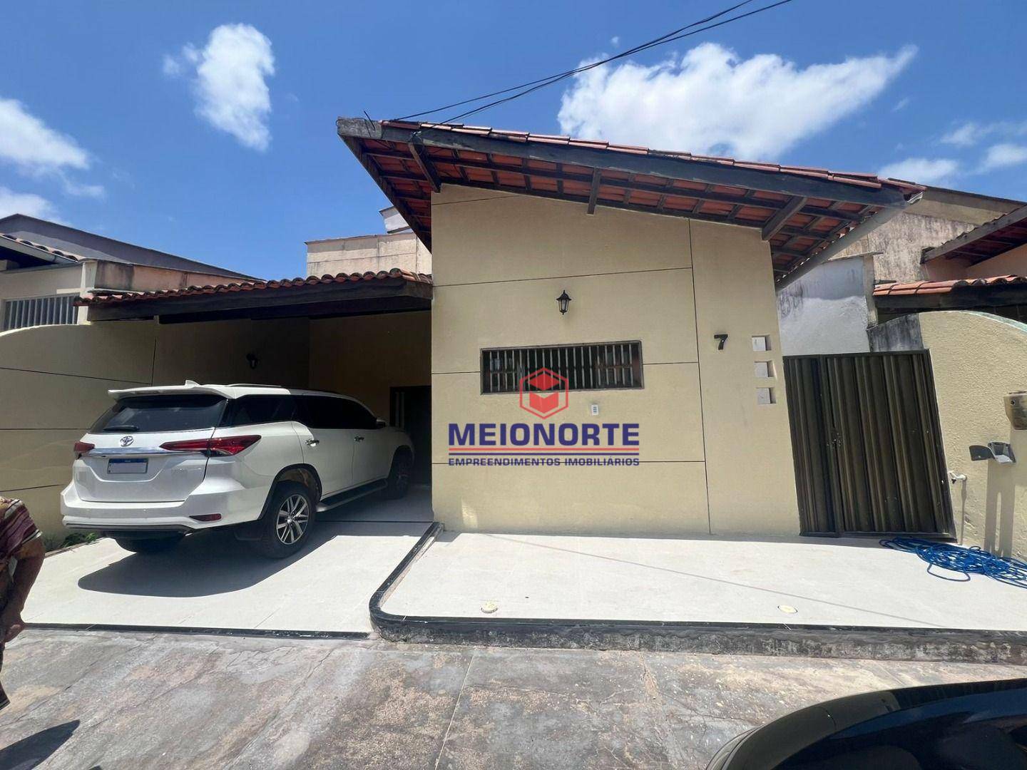 Casa de Condomínio à venda com 3 quartos, 96m² - Foto 1