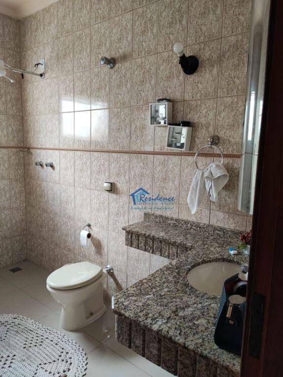 Sobrado à venda com 4 quartos, 228m² - Foto 5