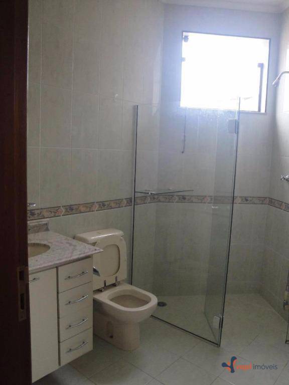 Sobrado à venda com 3 quartos, 320m² - Foto 11