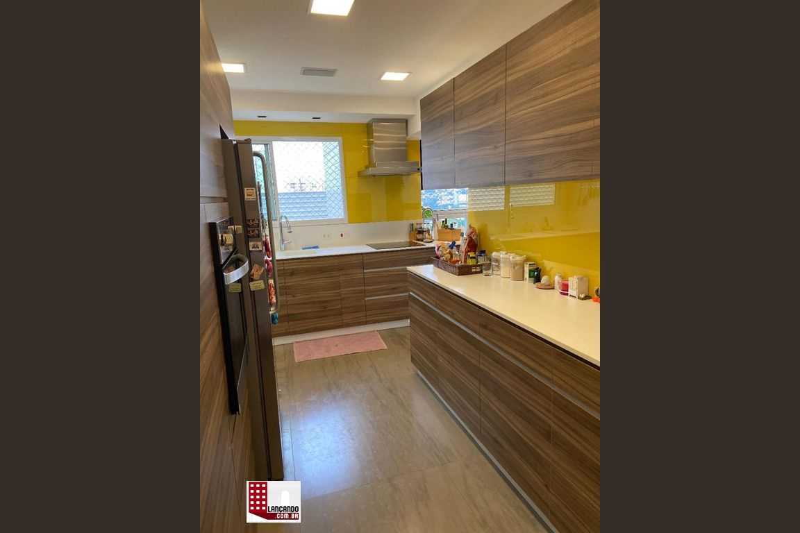 Apartamento à venda com 3 quartos, 131m² - Foto 2